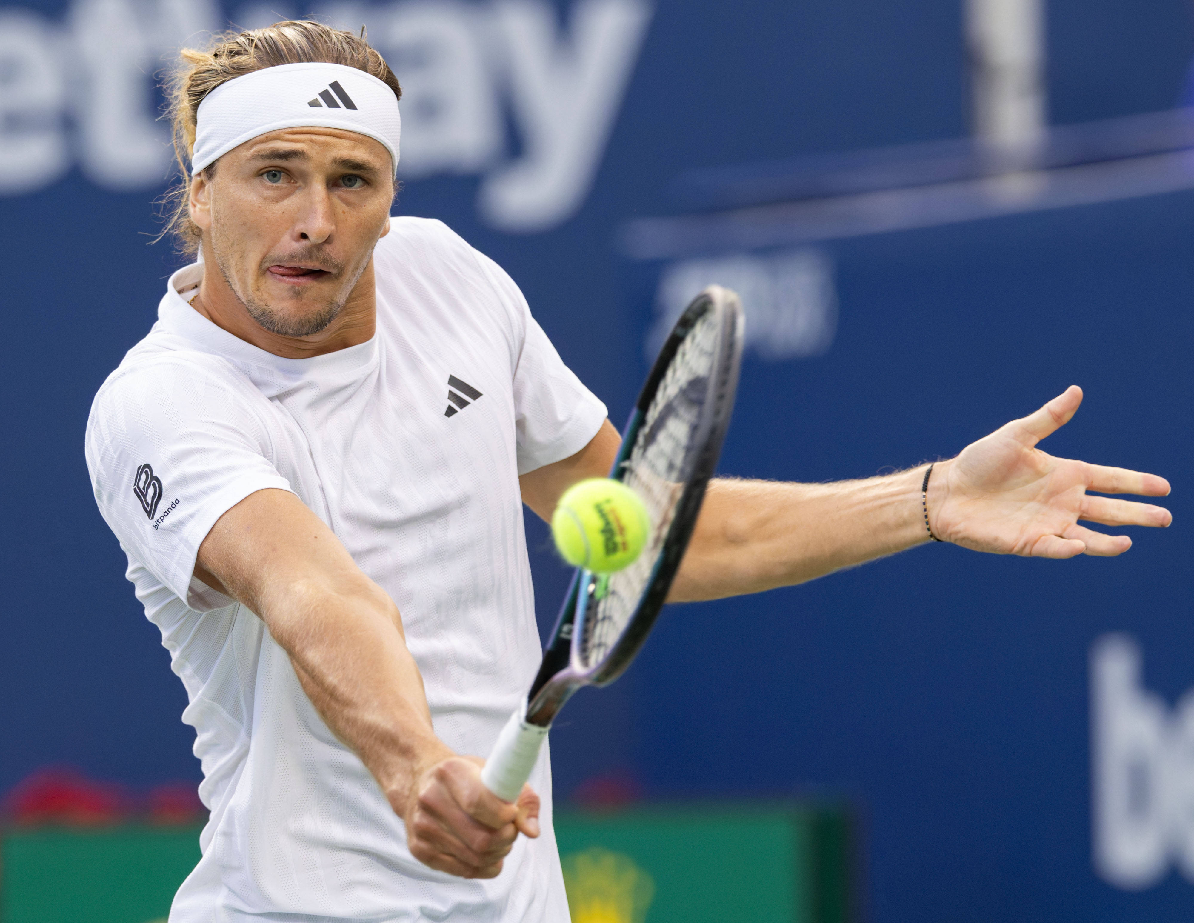 关于戴维斯杯鏖战澳网，兹维列夫状态火热的信息