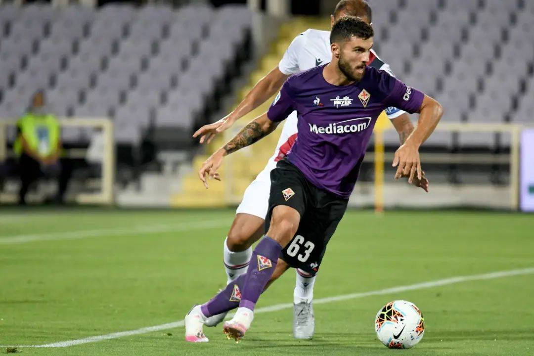 佛罗伦萨新援表现出色,被誉为战术核心的简单介绍 佛罗伦萨新援表现出色,被誉为战术核心的简单介绍