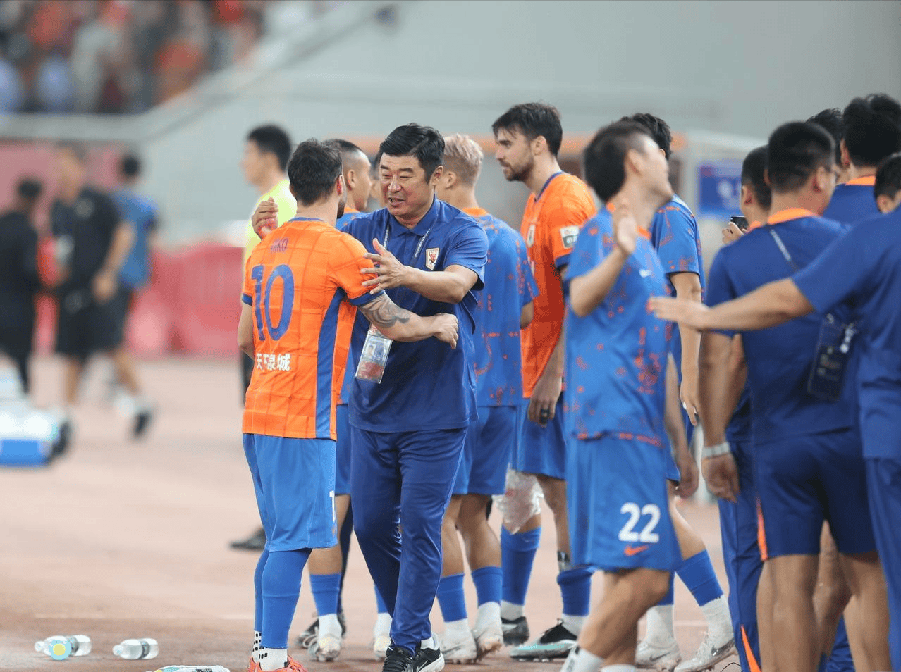 PG游戏下载-包含球队转会突发变故，外援身份或成谜的词条