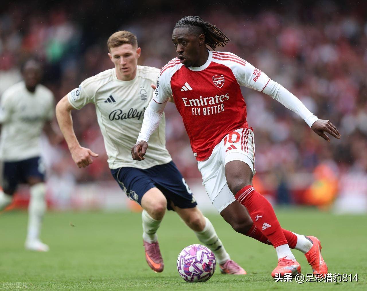 PG电子游戏-包含阿森纳士气如虹，全力冲击欧洲豪强的词条
