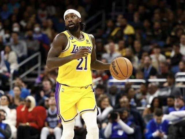 爵士翻盘德国男篮，贝弗利统治全场的简单介绍