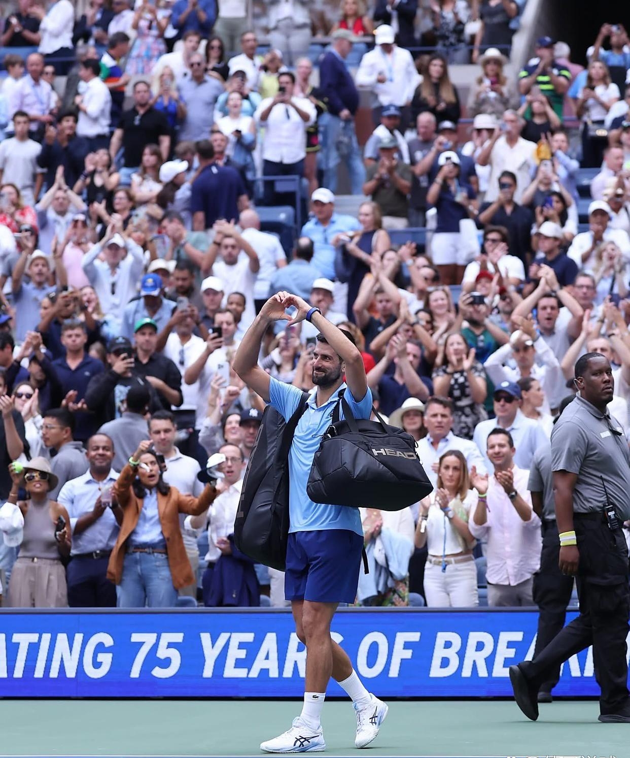 PG电子娱乐在线-关于澳网险胜联合杯，德约科维奇统治全场的信息