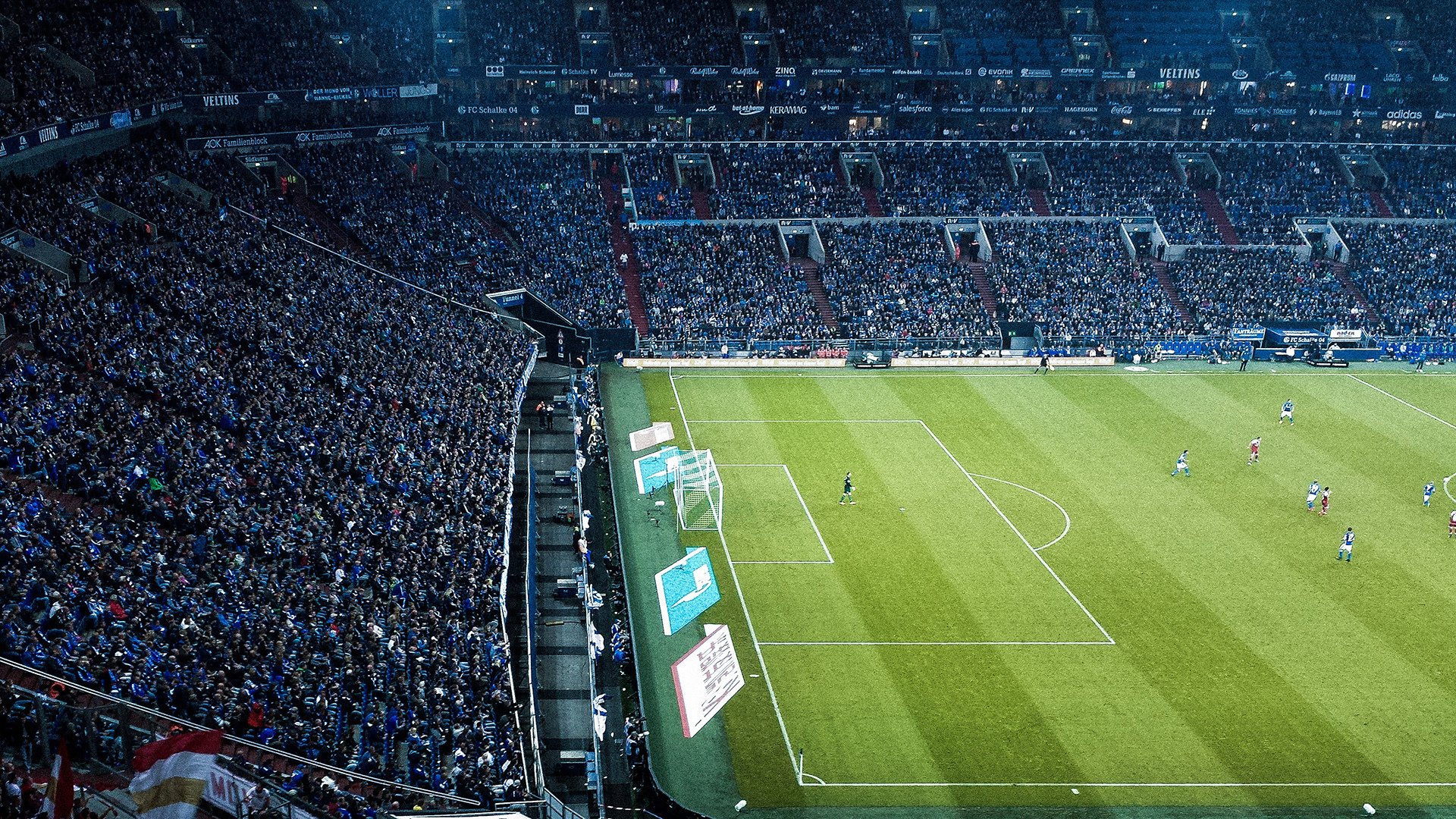 拉什福德完美发挥，尼斯友谊赛力克智利展现战术新章