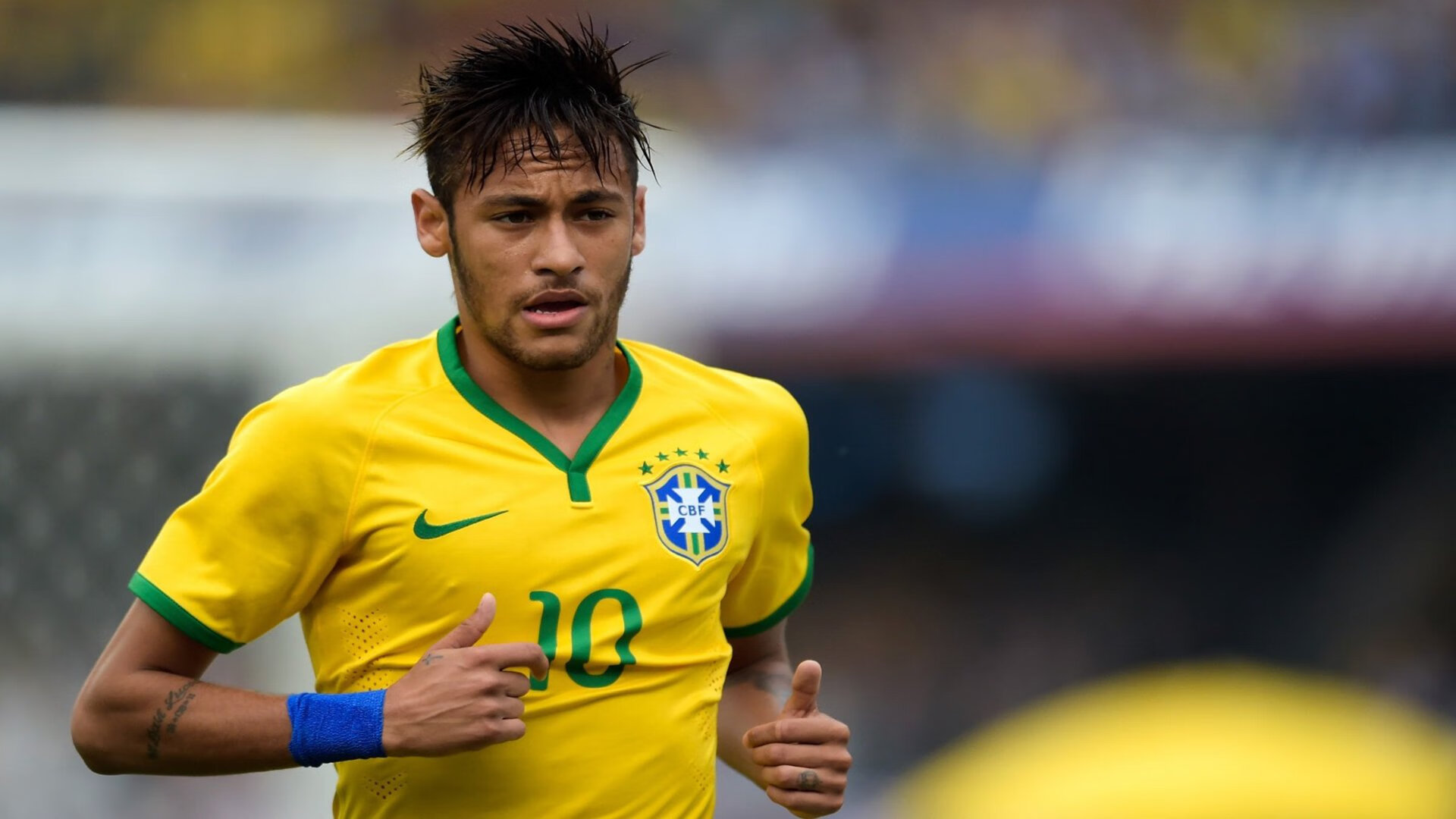 最后一秒的波斯弯刀与不老传奇，当伊朗绝杀突尼斯，C罗刷新永恒纪录