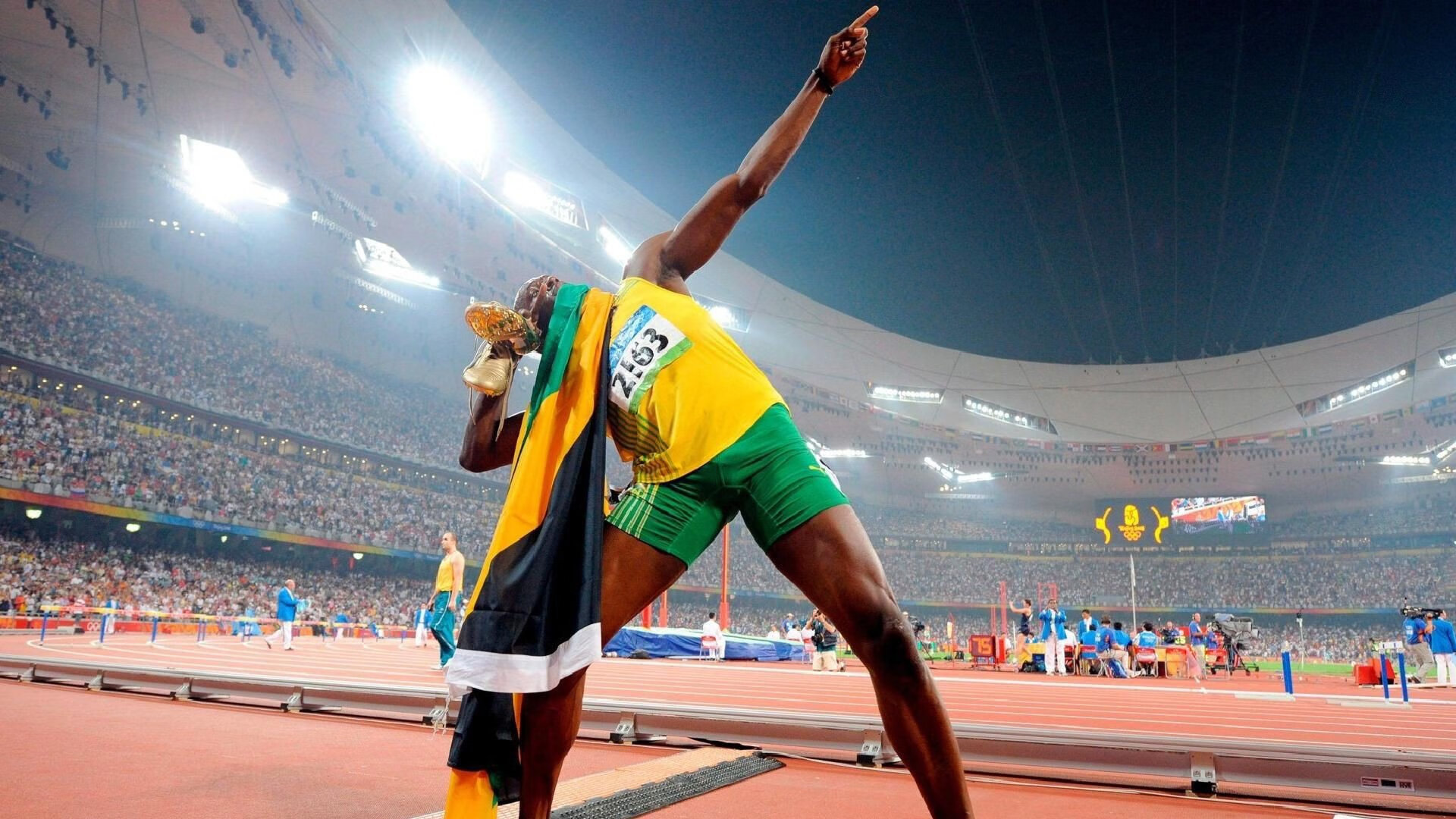 恩比德70分创历史之夜，尼克斯力克开拓者展团队韧性