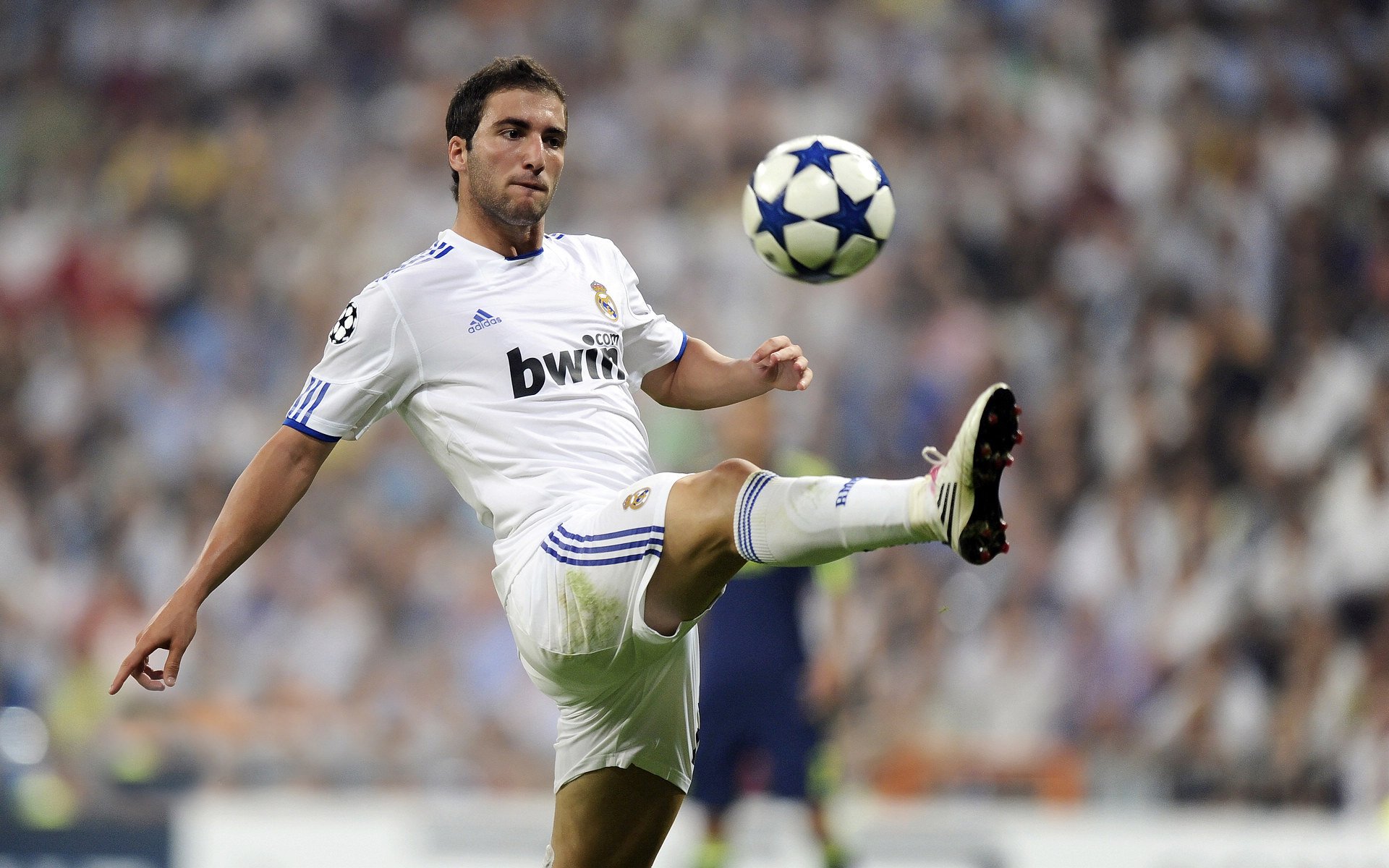 火箭对阵魔术，拉梅洛关键节点连续得分，点燃逆转之火